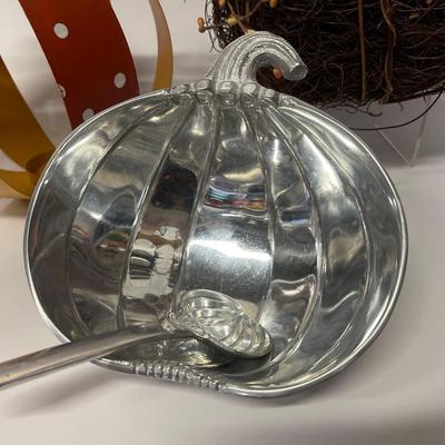 Beatriz Ball Giftables Holiday Pumpkin Bowl & Fall Decor