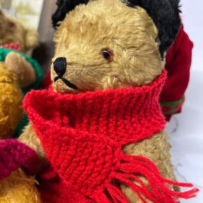 Lot of Antique and Vintage Teddy Bears