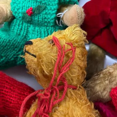 Lot of Antique and Vintage Teddy Bears