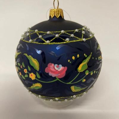 Lot of 2 Hand Painted Christmas Balls, Thomas Glenn "Windswept Santa - White" Ball Christmas Ornamen