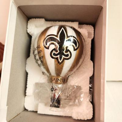 Lot #259 New Orleans Saints Lot - 2 Christmas ornaments - Candle votive
