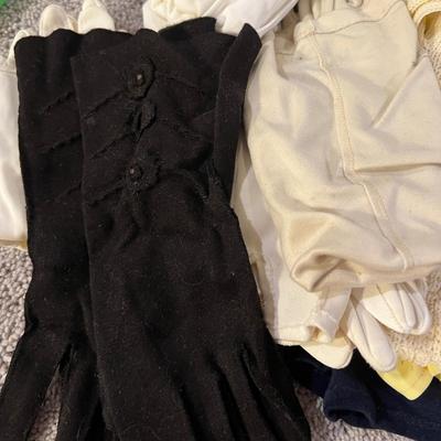 Large Lot Vintage Scarf Scarves Gloves - Various Conditions & Sizes
