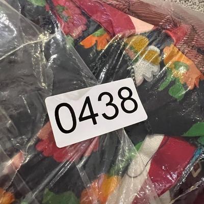 Large Lot Vintage Scarf Scarves Gloves - Various Conditions & Sizes