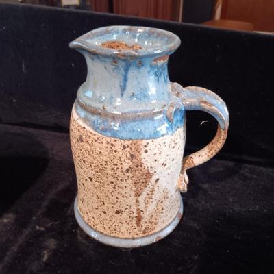 KITCHEN POTTERY PIECES