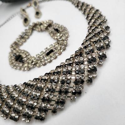 Black Beaded Bag & Rhinestone Jewelry