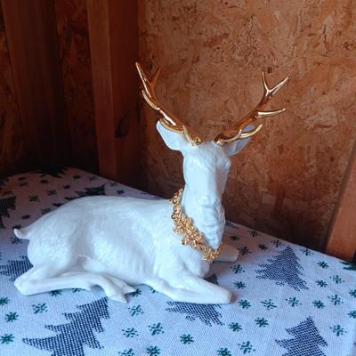 3 PORCELAIN REINDEER