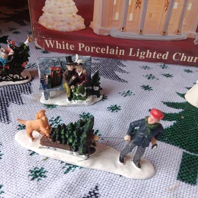 8 PC WHITE PORCELAIN LIGHT CHURCH PLUS CHRISTMAS VILLAGE EXTRAS