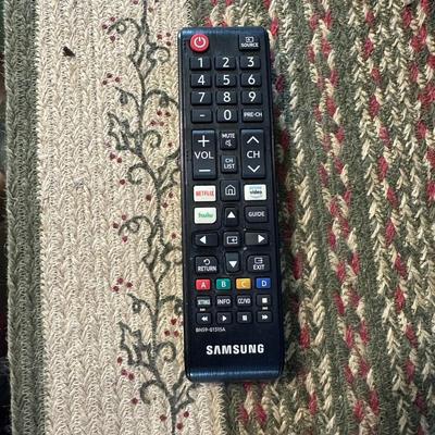 SAMSUNG 65" FLAT SCREEN TV