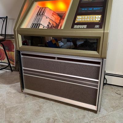 ROWE COIN OPERATED COMPACT DISC JUKEBOX, IT WORKS!