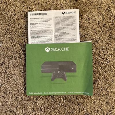 XBOX ONE CONSOLE W/2 WIRELESS AND 2 WIRED CONTROLS
