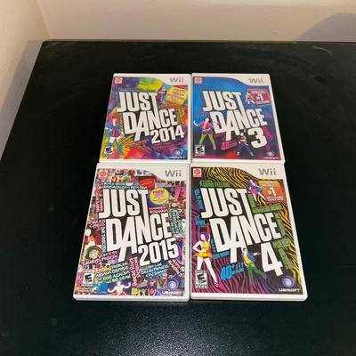 Wii "JUST DANCE" DISCS