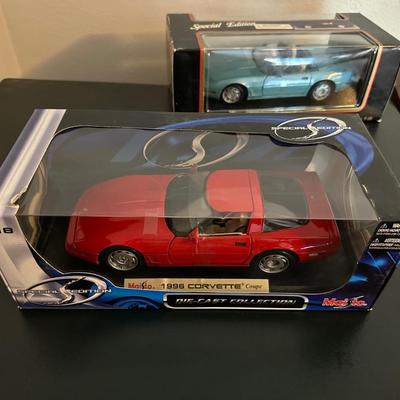 TWO '96 CORVETTE DIE-CAST MODELS