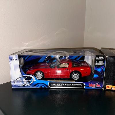 TWO '96 CORVETTE DIE-CAST MODELS