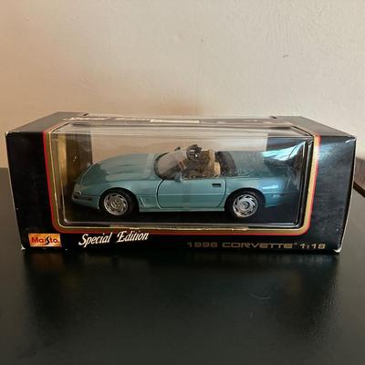 TWO '96 CORVETTE DIE-CAST MODELS