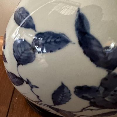 Chinese Vintage Vase Lamp-local pickup and shipping available