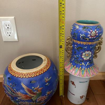 Pair of Chinese Vintage Porcelain Enamel Colour Bottle Vase With Four Characters Mark-local pickup and shipping available