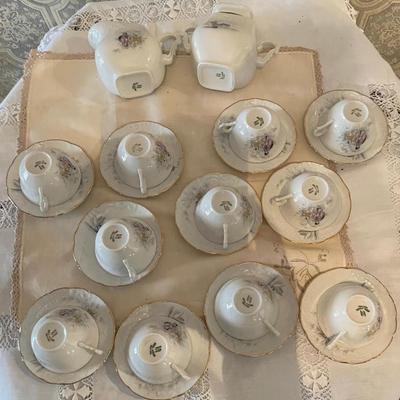Vista Aleged Portugal Tea Cups/Saucers, Creamer/Sugar Pot Set