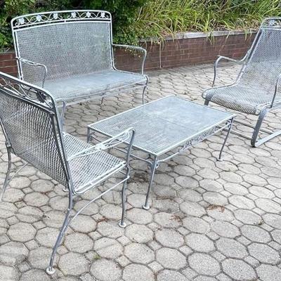 Outdoor Wrought Iron Chairs w/ Table