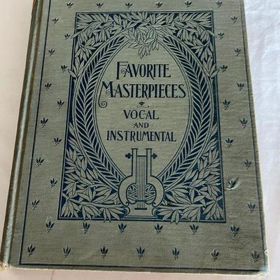 Mozart By Marcia Davenport, Music Sheet Books & More (LR-RG)