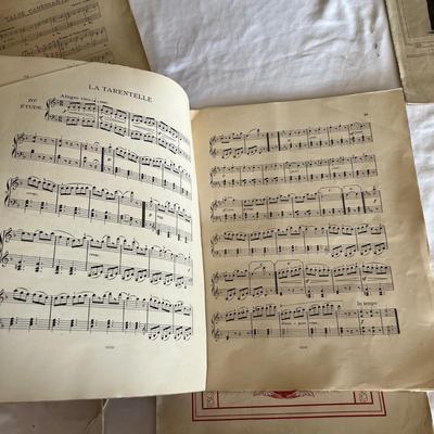 Mozart By Marcia Davenport, Music Sheet Books & More (LR-RG)