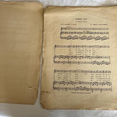 Mozart By Marcia Davenport, Music Sheet Books & More (LR-RG)