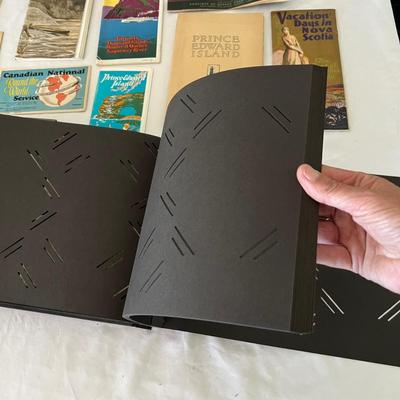 Canada - Vintage Travel Guides Plus Postcards (LR-RG)