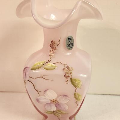 Lot #271 Beautiful Fenton Art Glass Vase - Dogwood pattern