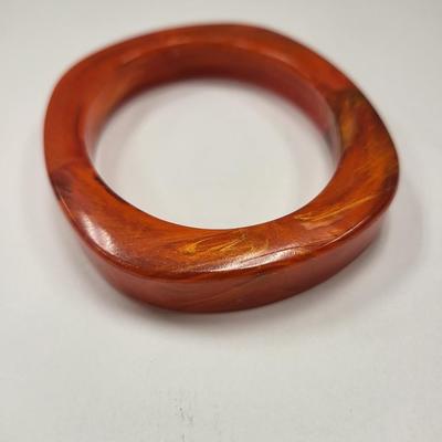 Vintage Bangle Bracelets Bakelite Lucite Earthtones