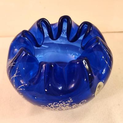 Lot #278 Fenton Art Glass Cobalt Rose Bowl - Winter Scene