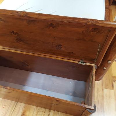 Custom Built Storage/Blanket Chest by Lang Hornthal (P-BBL)