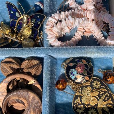 Costume Jewelry Lot Earrings & More