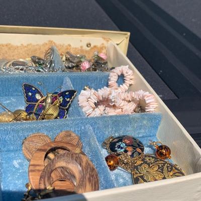 Costume Jewelry Lot Earrings & More