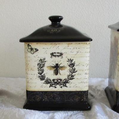3 canister set with lids