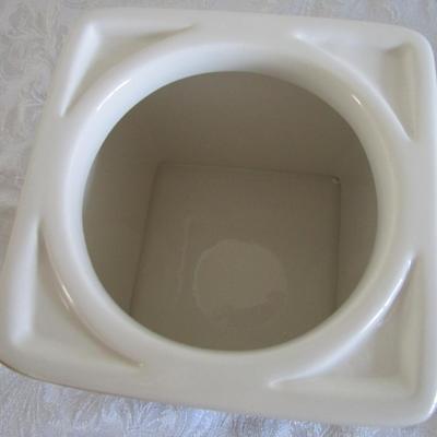 3 canister set with lids