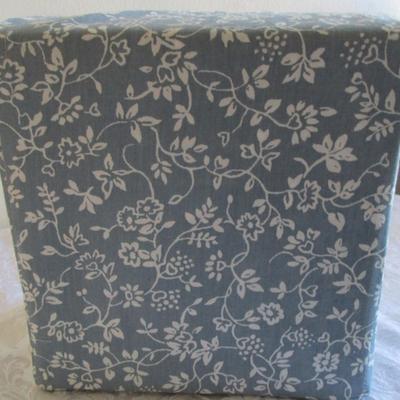 1 Main-stay king-size sheet set
