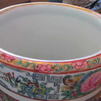 Chinese porcelain umbrella stand