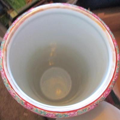 Chinese porcelain umbrella stand