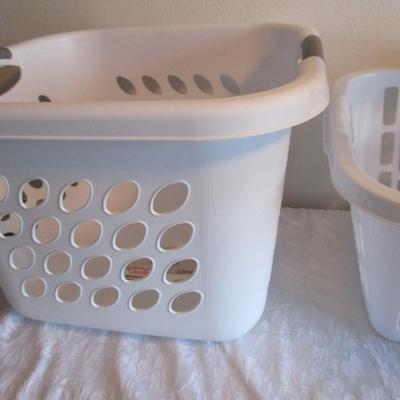 3 Laundry baskets