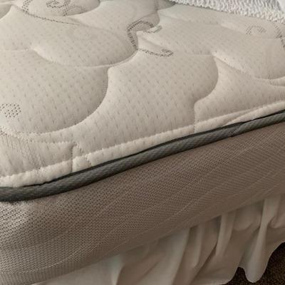 Pair Hand Constructed Single Beds w/ Nightstands / Clean Matresses