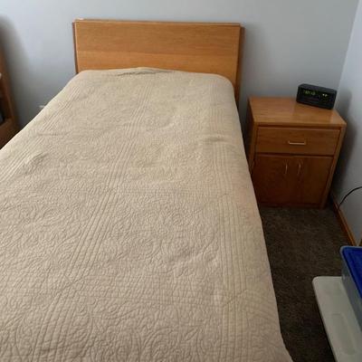 Pair Hand Constructed Single Beds w/ Nightstands / Clean Matresses
