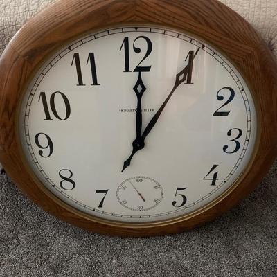 Huge 32” Howard Miller Wood Frame Clock