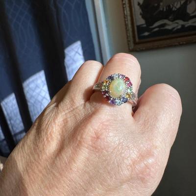 Beautiful ring size 9
