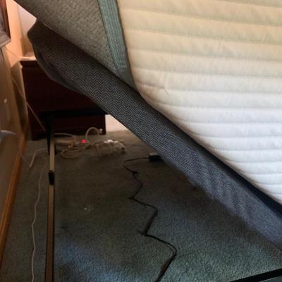 Temper Pedic Power Signature Adjustable King Size Bed - Purchased Aug 2024