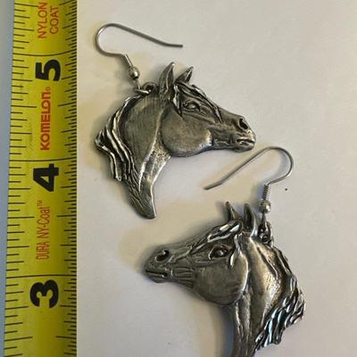 Vintage horse head earrings’92