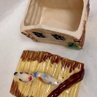 Ceramic lidded House with lid Made in Japan