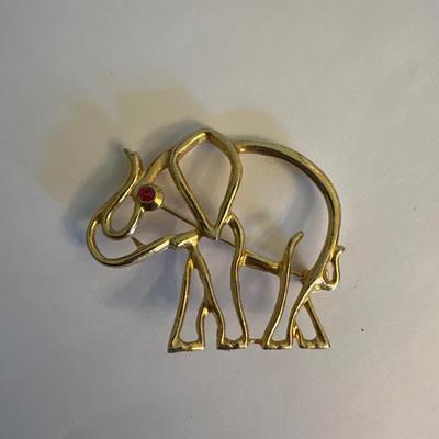 Vintage sears elephant brooch