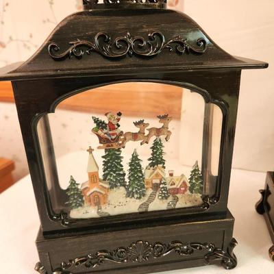 Lot #290 Lot of 4 Christmas Lanters (one Thomas Kinkade)
