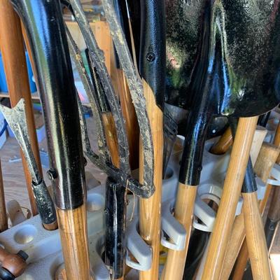 Large Yard Tools Lot w/ Storage Rack Shovels Hoe Rake Spade More