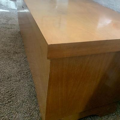 Vintage Lane Cedar Chest