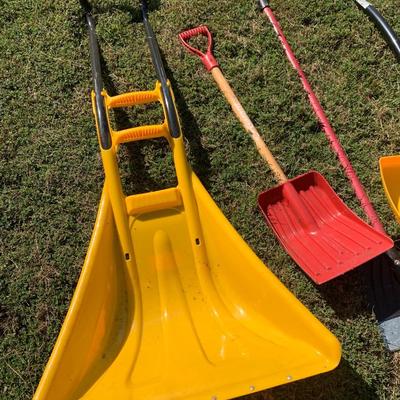 Snow Shovels Lot